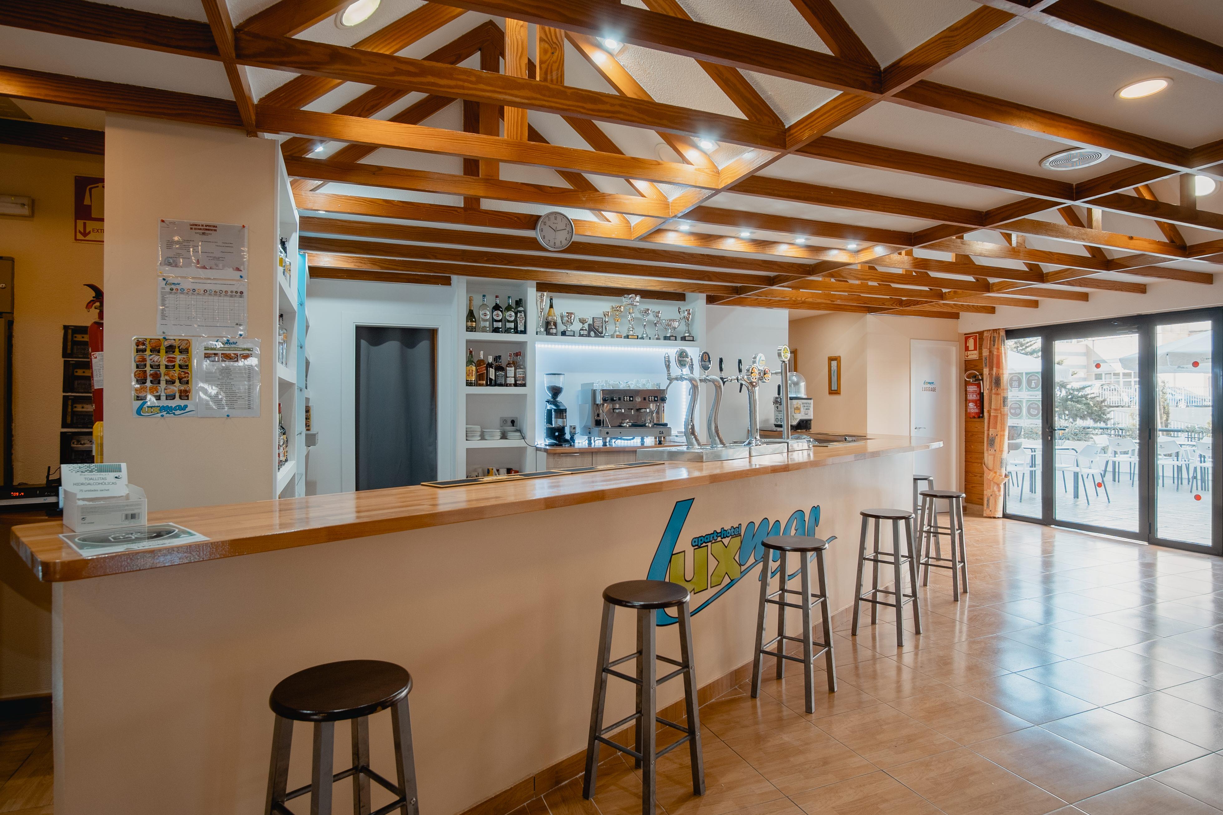 Luxmar Apartaments Бенидорм Экстерьер фото