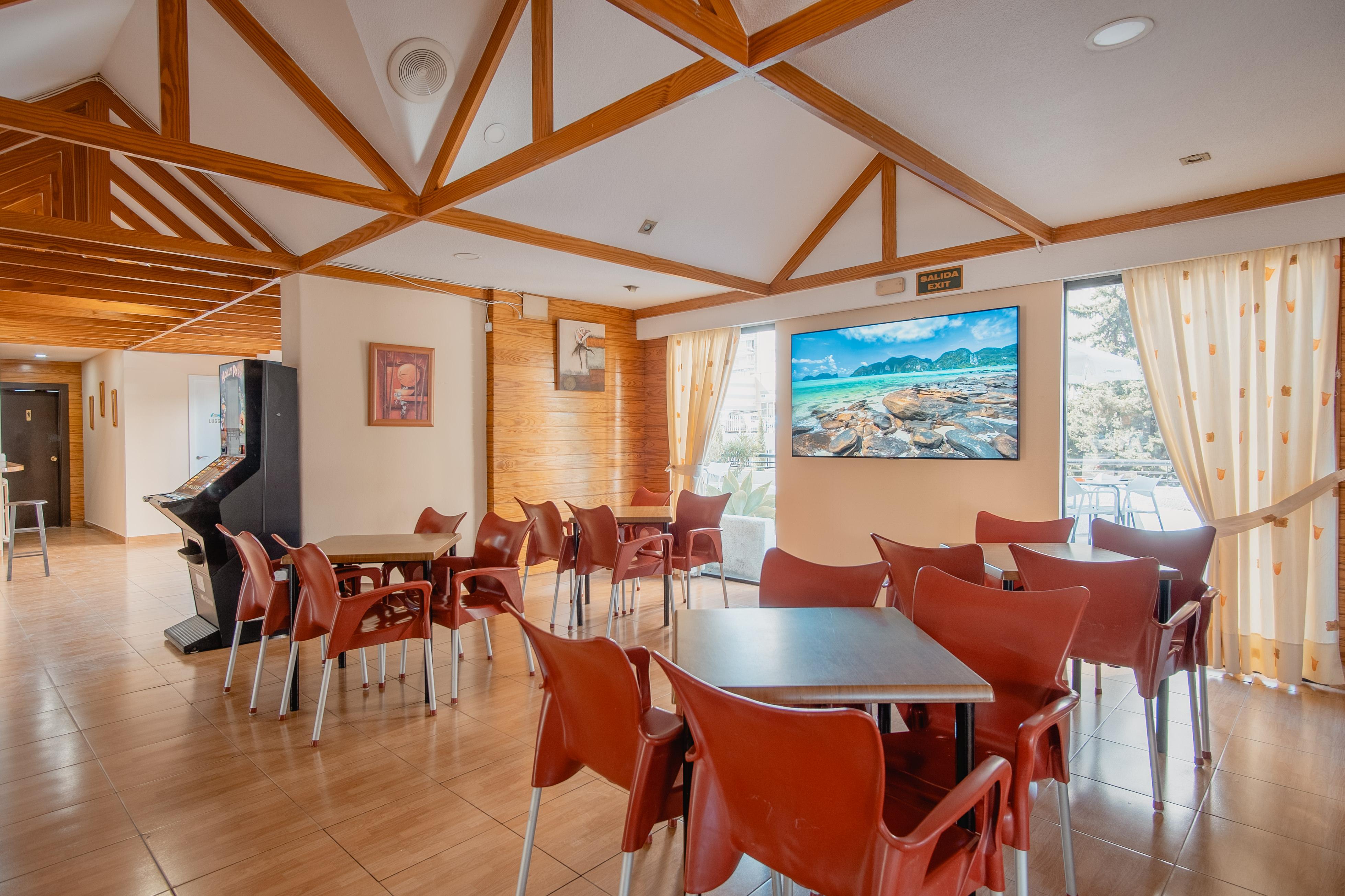 Luxmar Apartaments Бенидорм Экстерьер фото