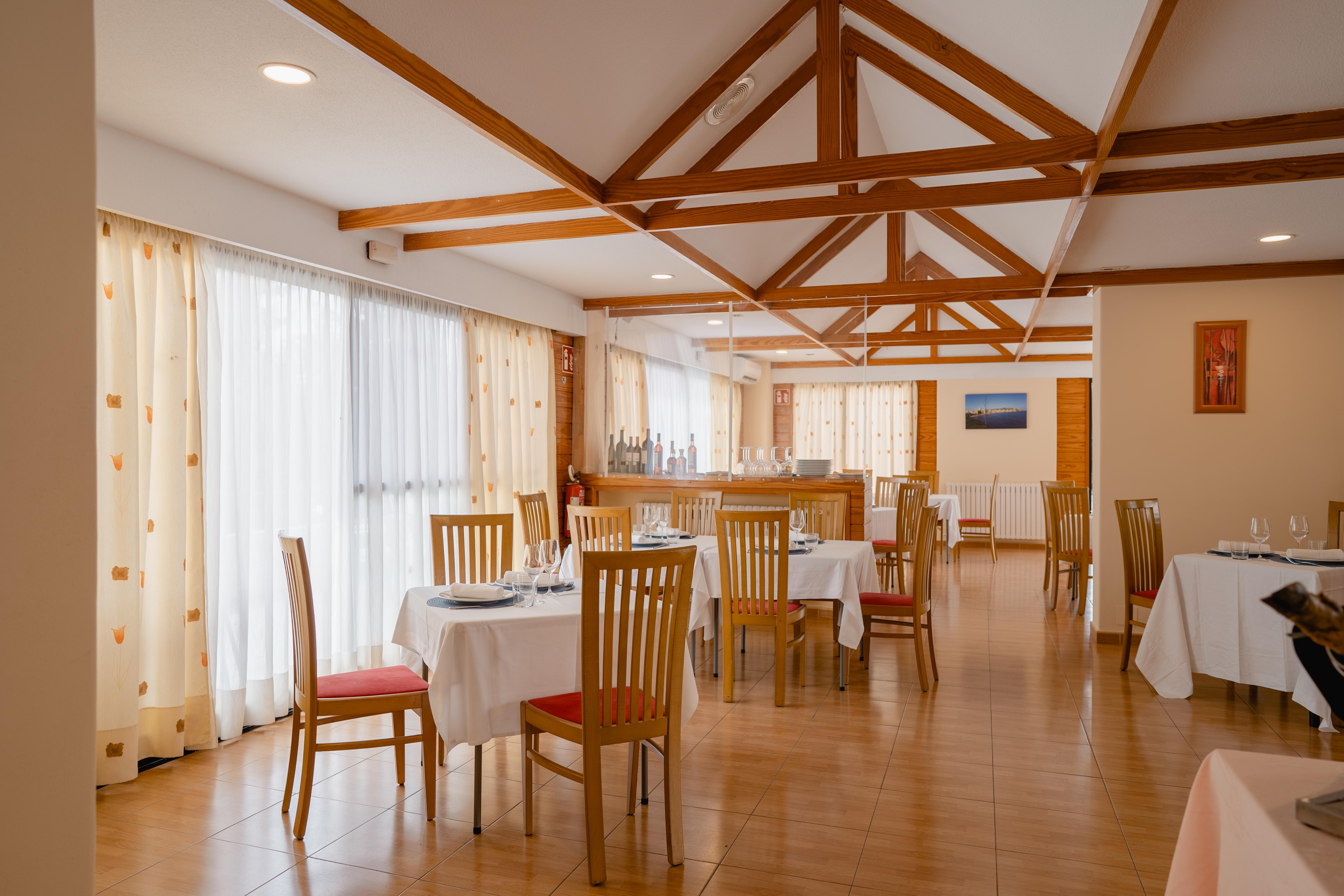 Luxmar Apartaments Бенидорм Экстерьер фото