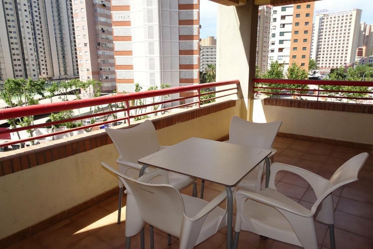 Luxmar Apartaments Бенидорм Экстерьер фото
